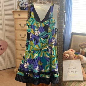 Nine West multi black floral  9 west Hot collection size 6